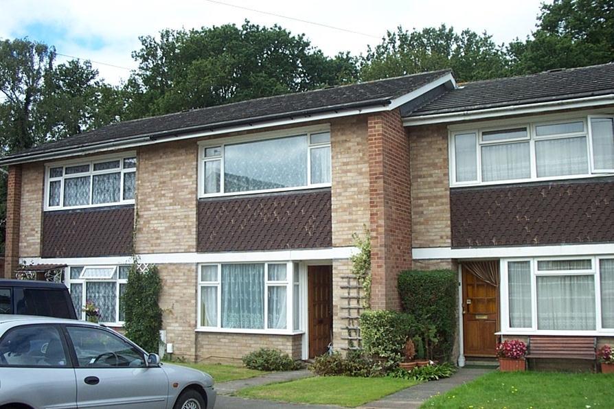 Beechtree Avenue, Englefield Green,